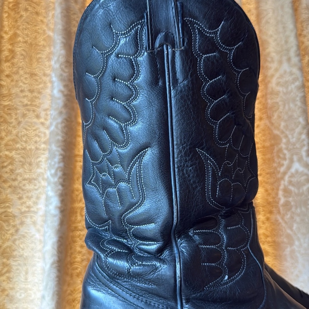 Gorgeous Boulet Cowboy‎ Boots - Picture 4 of 11
